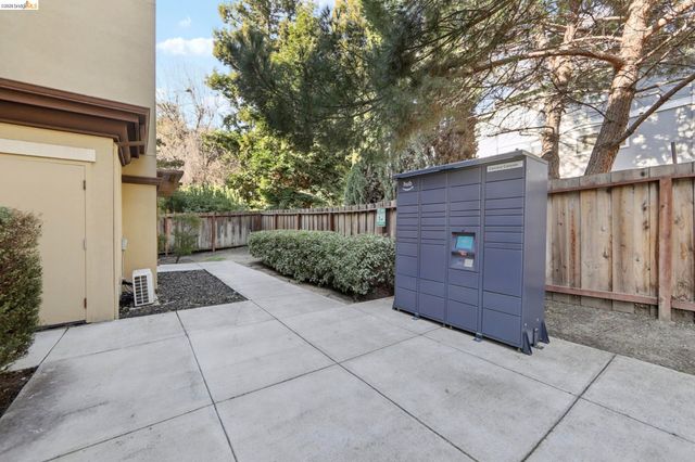 720 Shell Ave, Martinez, CA 94553