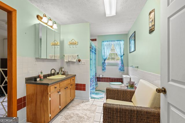 744 Cherokee Ridge Road, Canon, GA 30520