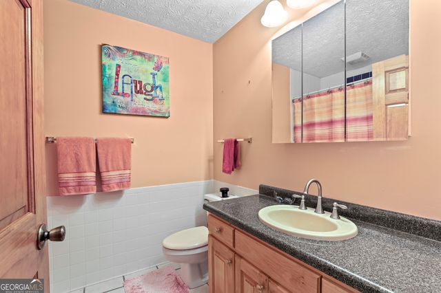 744 Cherokee Ridge Road, Canon, GA 30520