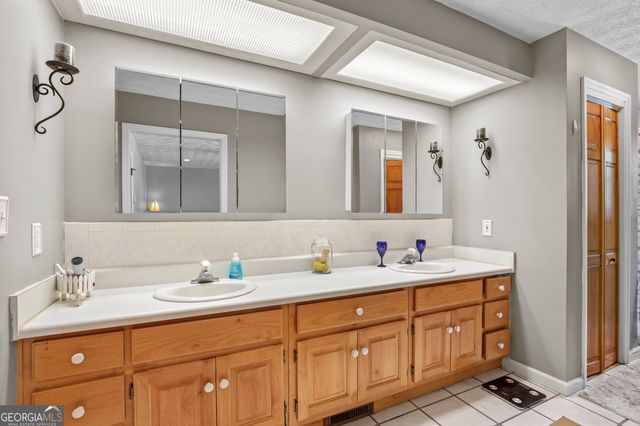 744 Cherokee Ridge Road, Canon, GA 30520