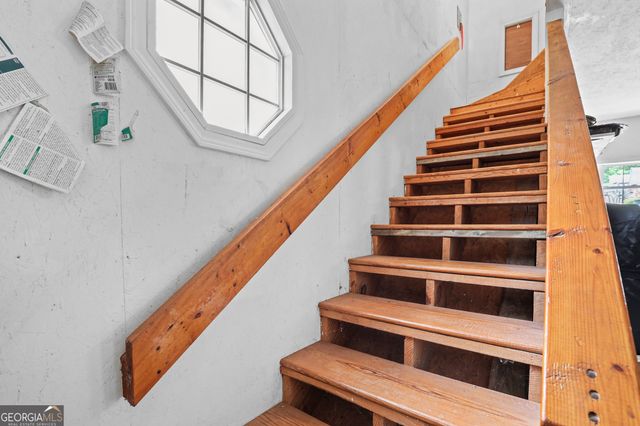 744 Cherokee Ridge Road, Canon, GA 30520