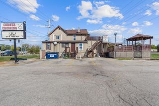 211 W Grass Lake Road, Lake Villa, IL 60046