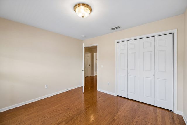 633 Forest Glen Cir, Murfreesboro, TN 37128