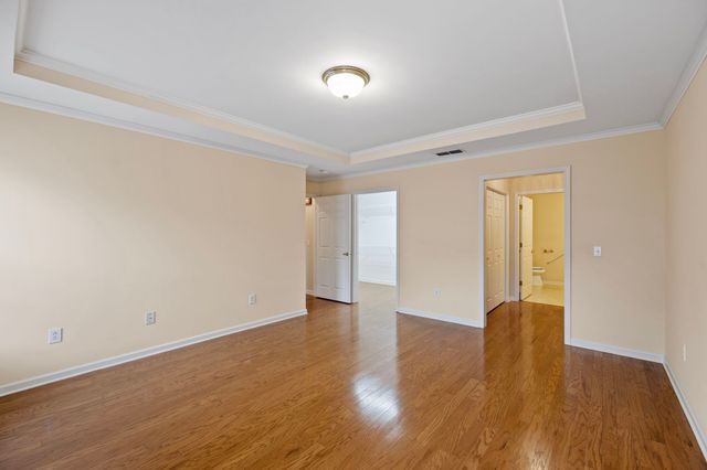 633 Forest Glen Cir, Murfreesboro, TN 37128