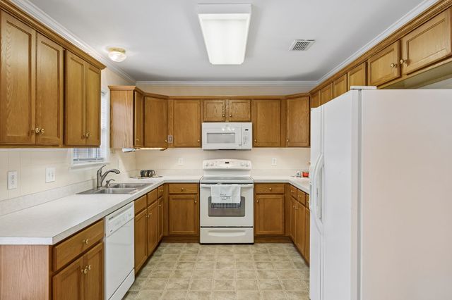 633 Forest Glen Cir, Murfreesboro, TN 37128