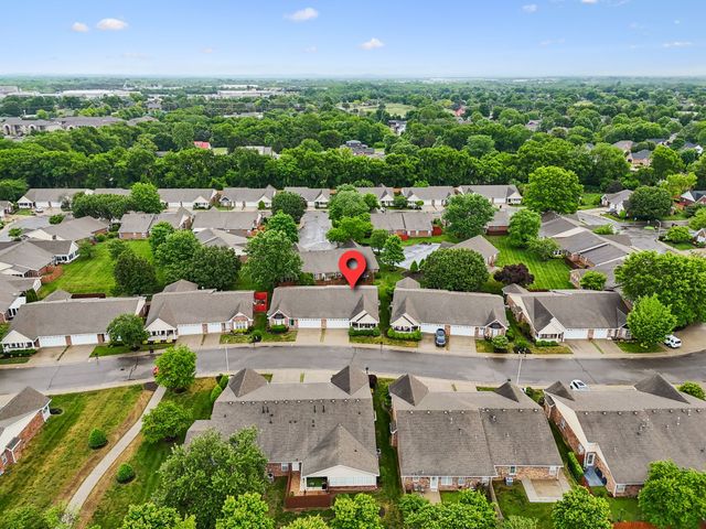 633 Forest Glen Cir, Murfreesboro, TN 37128
