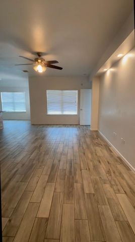 137 Rafe CT, Kyle, TX 78640