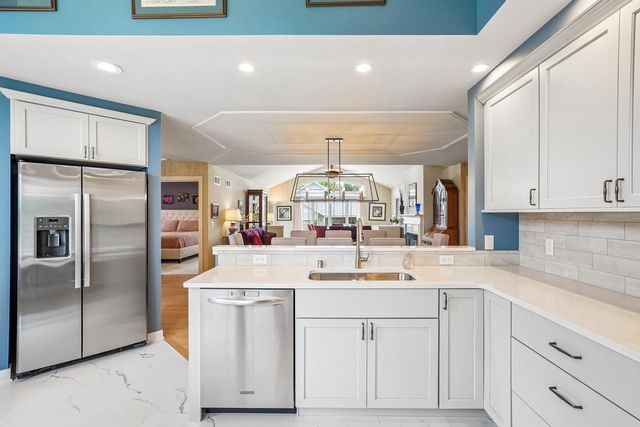 1708 Dewberry Drive, Madison, WI 53719