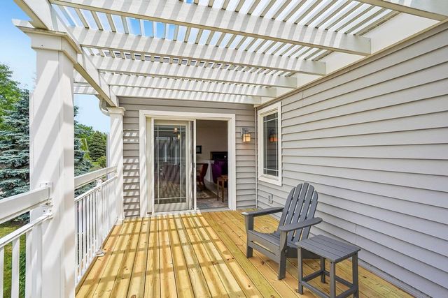 1708 Dewberry Drive, Madison, WI 53719