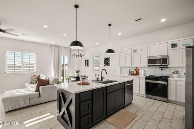 3613 PATTERN Place, El Paso, TX 79938