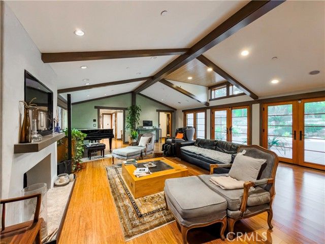 865 W Foothill, Arcadia, CA 91006