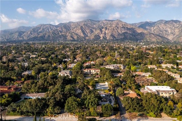 865 W Foothill, Arcadia, CA 91006