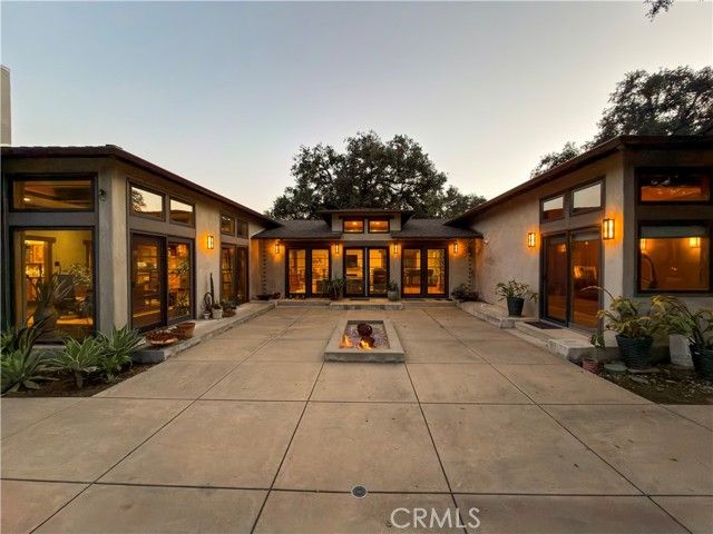 865 W Foothill, Arcadia, CA 91006