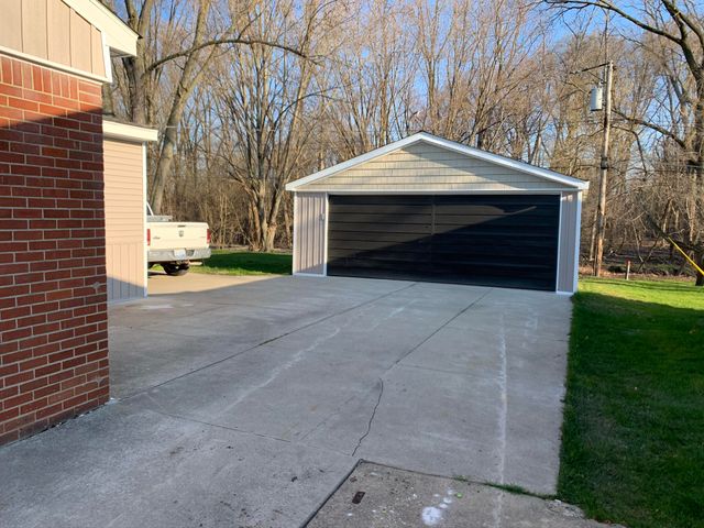 12215 Fairview Drive, Sterling Heights, MI 48312