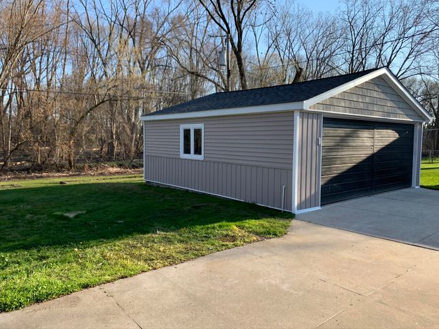 12215 Fairview Drive, Sterling Heights, MI 48312