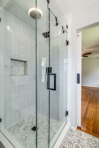 6314 Woodcrest Lane, Dallas, TX 75214