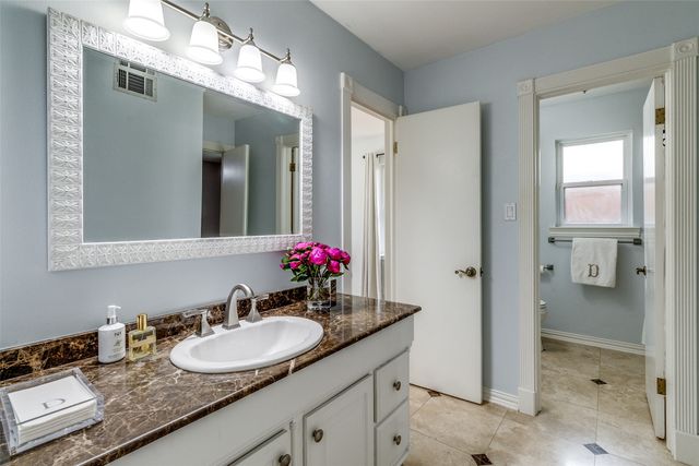 6314 Woodcrest Lane, Dallas, TX 75214