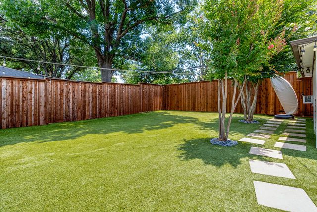 6314 Woodcrest Lane, Dallas, TX 75214