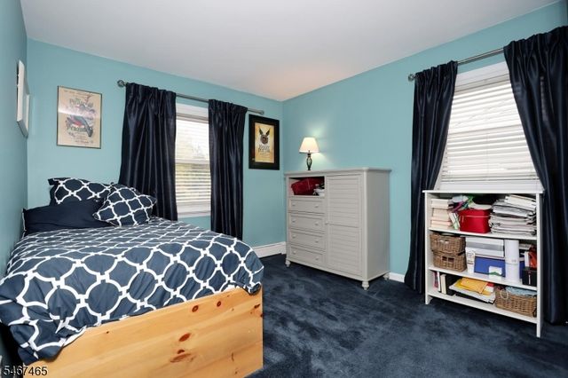 75 Hiawatha Blvd, Oakland Boro, NJ 07436
