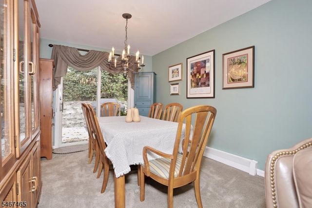 75 Hiawatha Blvd, Oakland Boro, NJ 07436