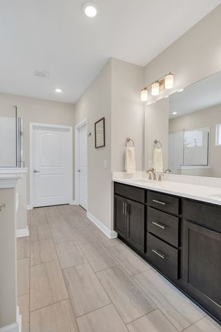 6221 Crawford Drive, Hermitage, TN 37076