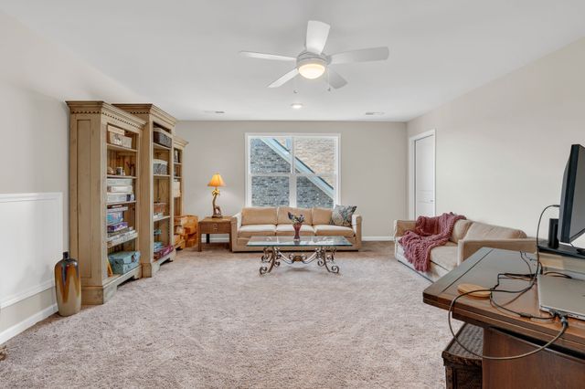 6221 Crawford Drive, Hermitage, TN 37076
