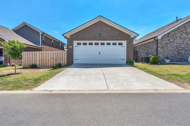 6221 Crawford Drive, Hermitage, TN 37076