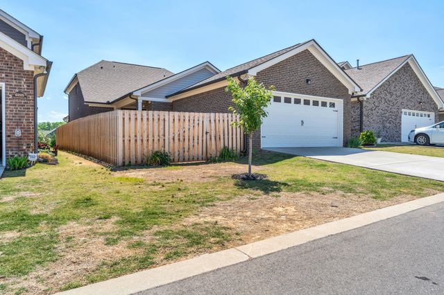 6221 Crawford Drive, Hermitage, TN 37076
