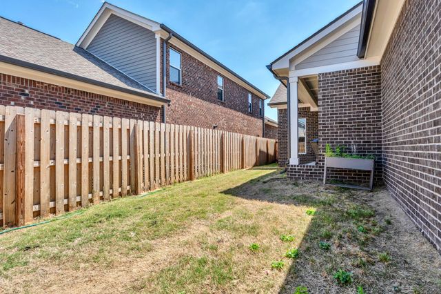 6221 Crawford Drive, Hermitage, TN 37076