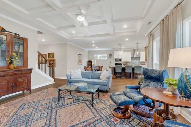 6221 Crawford Drive, Hermitage, TN 37076