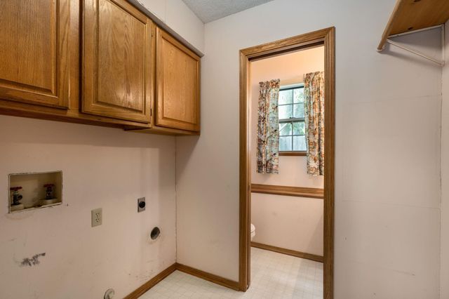 919 W Cedarwood Ct, Andover, KS 67002