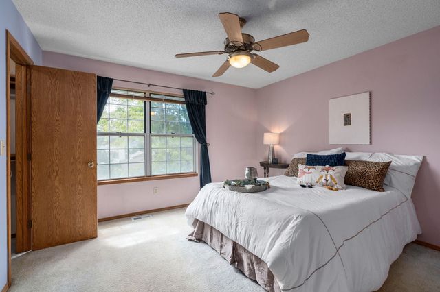 919 W Cedarwood Ct, Andover, KS 67002