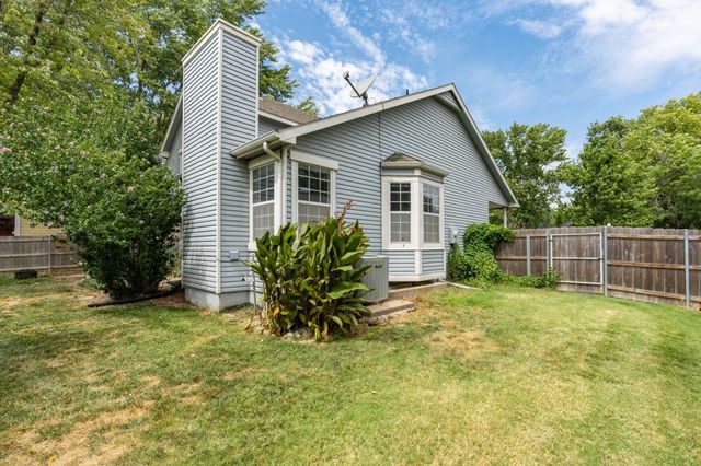 919 W Cedarwood Ct, Andover, KS 67002