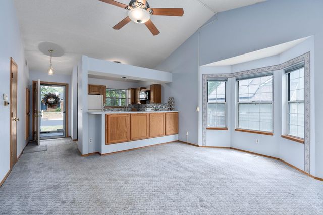 919 W Cedarwood Ct, Andover, KS 67002