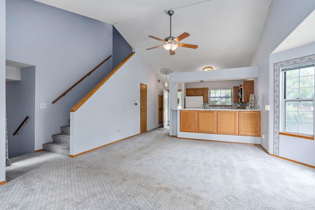 919 W Cedarwood Ct, Andover, KS 67002