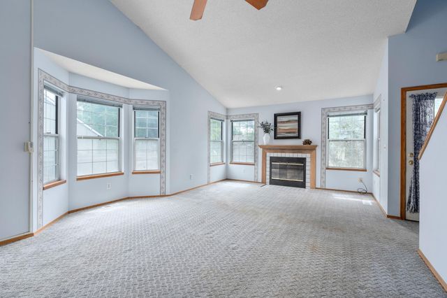 919 W Cedarwood Ct, Andover, KS 67002