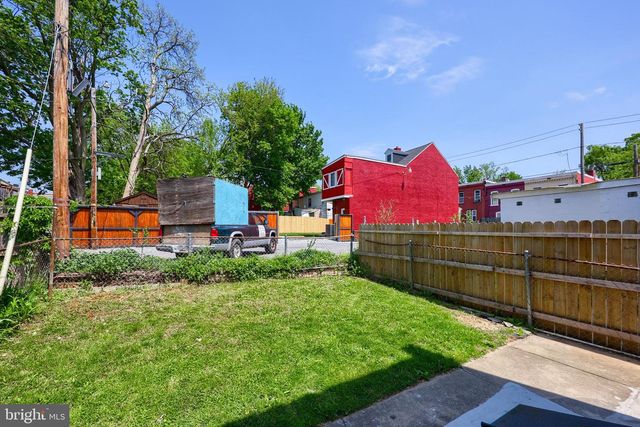 15 E FILBERT STREET, Lancaster, PA 17603