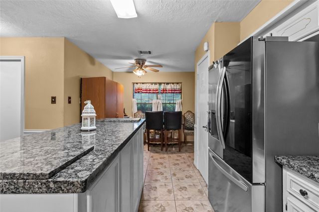2054 Linda Lane, Pearland, TX 77584