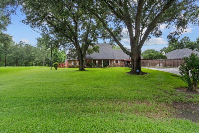 2054 Linda Lane, Pearland, TX 77584