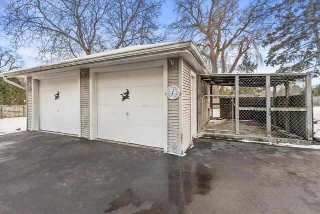 4111 12th STREET, Kenosha, WI 53144