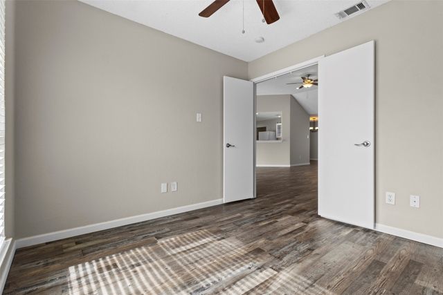 2847 Red Oak Drive, Grand Prairie, TX 75052