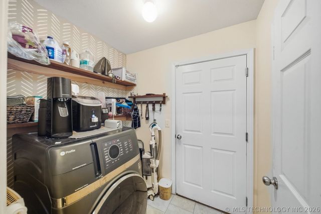 14734 S Hudson Avenue, Bixby, OK 74008
