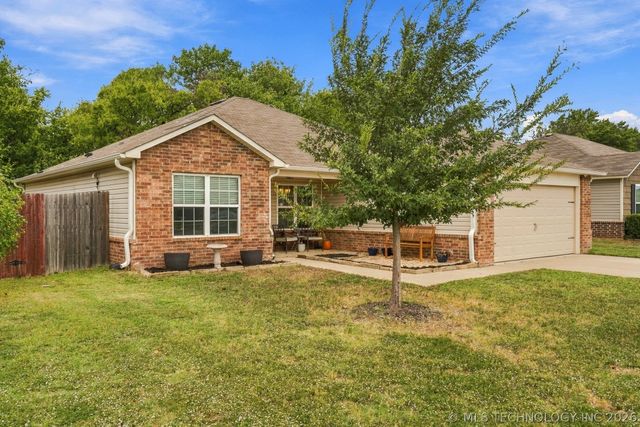 14734 S Hudson Avenue, Bixby, OK 74008