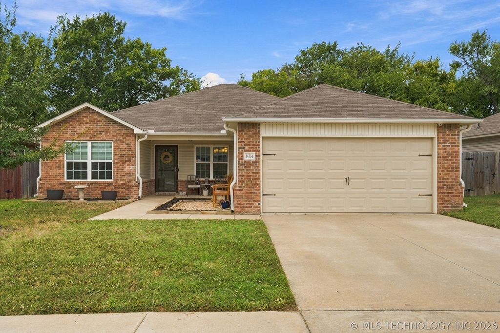 14734 S Hudson Avenue, Bixby, OK 74008