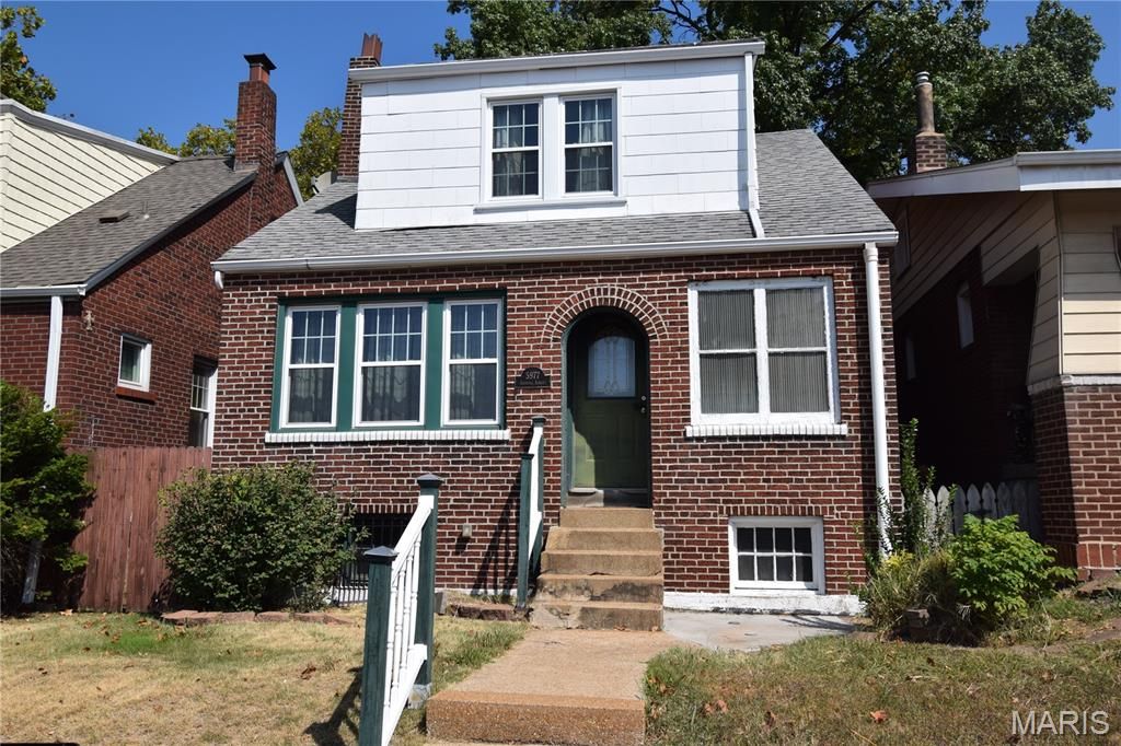 5977 Arsenal Street, St Louis, MO 63139