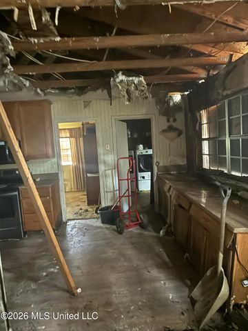 3920 Hillandale Drive, Gautier, MS 39553