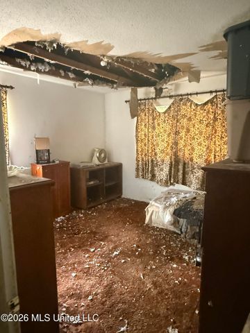 3920 Hillandale Drive, Gautier, MS 39553