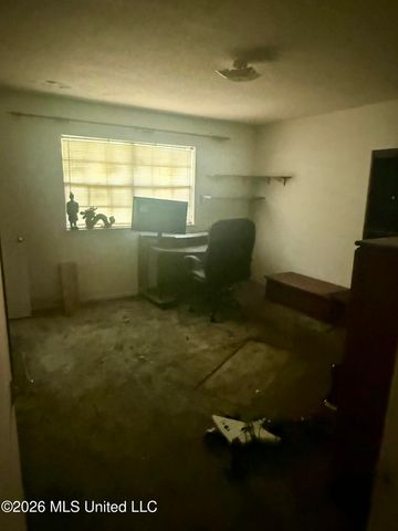 3920 Hillandale Drive, Gautier, MS 39553