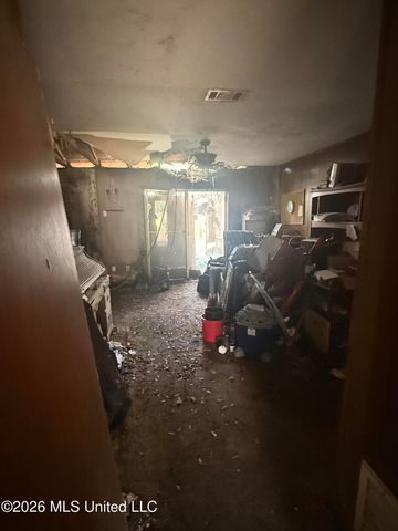 3920 Hillandale Drive, Gautier, MS 39553