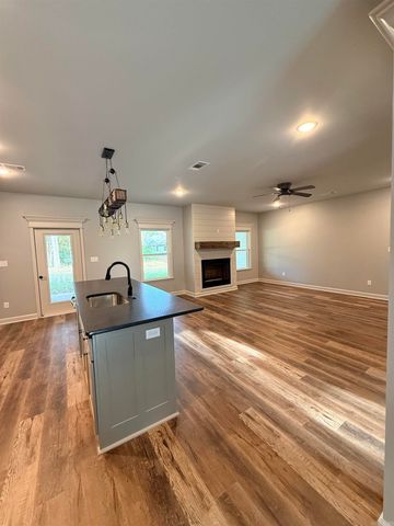 21364 Ashland Road, Hensley, AR 72065